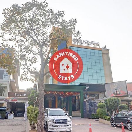 Oyo Townhouse 934 L'Elegant Hotel & Banquetby Ace Manor Ghaziabad Ngoại thất bức ảnh