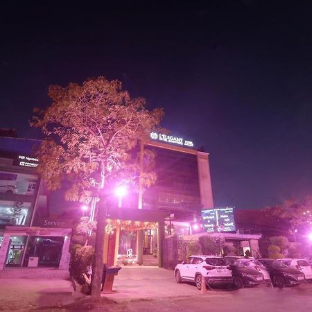 Oyo Townhouse 934 L'Elegant Hotel & Banquetby Ace Manor Ghaziabad Ngoại thất bức ảnh