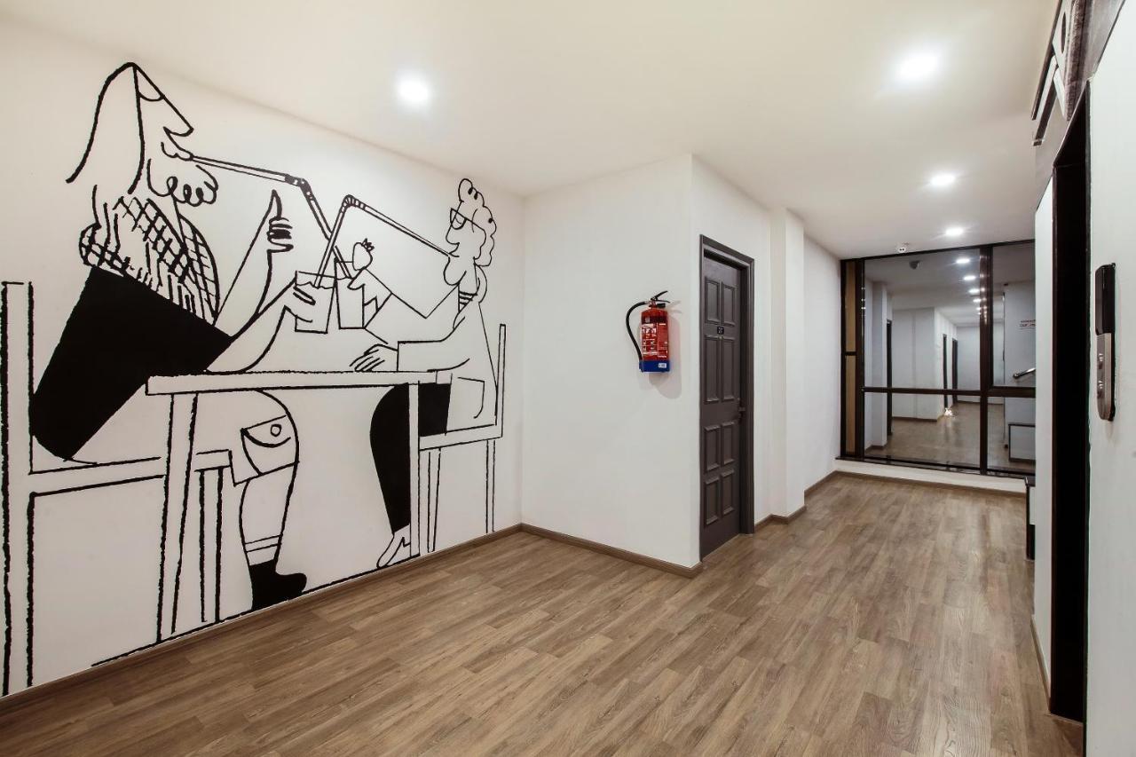 Oyo Townhouse 934 L'Elegant Hotel & Banquetby Ace Manor Ghaziabad Ngoại thất bức ảnh