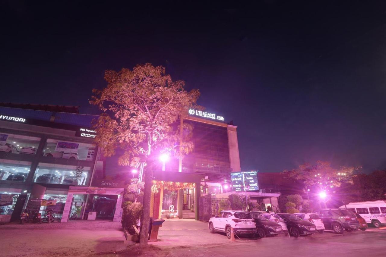 Oyo Townhouse 934 L'Elegant Hotel & Banquetby Ace Manor Ghaziabad Ngoại thất bức ảnh